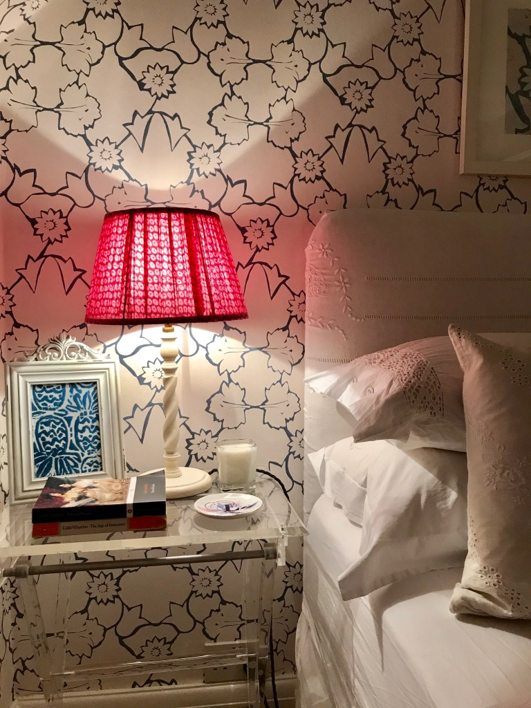 Naked Angelica wallpaper, perfect for a good night sleep