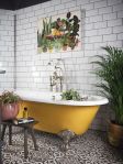 Idle_Hands_yellow_tub