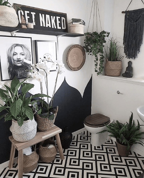 Vintage-Skye-Monochrome-Boho-Jungalow-Bathroom