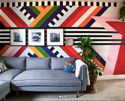 Banyanbridges-colourful-wall-mural