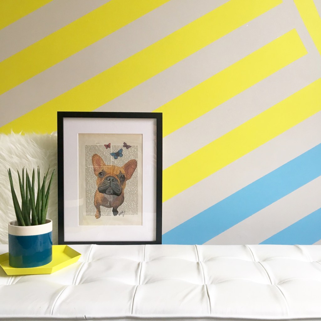 Liznylon_kids_bedroom_abstract_yellow_stripes