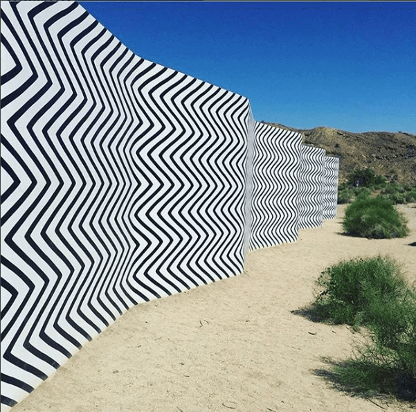 Palm-Springs-Claudia-Comte-curves-and-zigzags