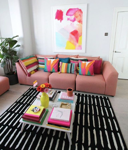 LittleBigBell_masterclass_at_seasonal_revamp_with_cushions