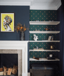 MelanieLissackInteriors_wallpapers_alcove_with_shelves