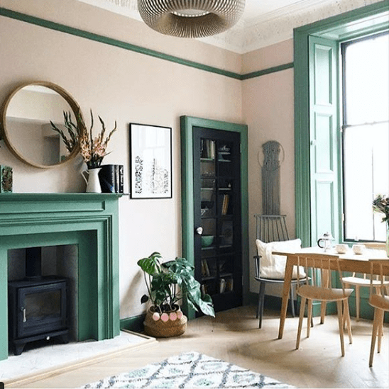 MorningsinMorningside_green_mantel_and_woodwork