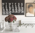 Reeded_glass_vases_in_dining_room_with_hydrangea_flowers_in_PeaceandJam