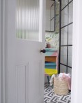 Liznylon_AFTER_bathroom_black_frame_shower_screen