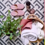 Liznylon_bathroom_flatlay