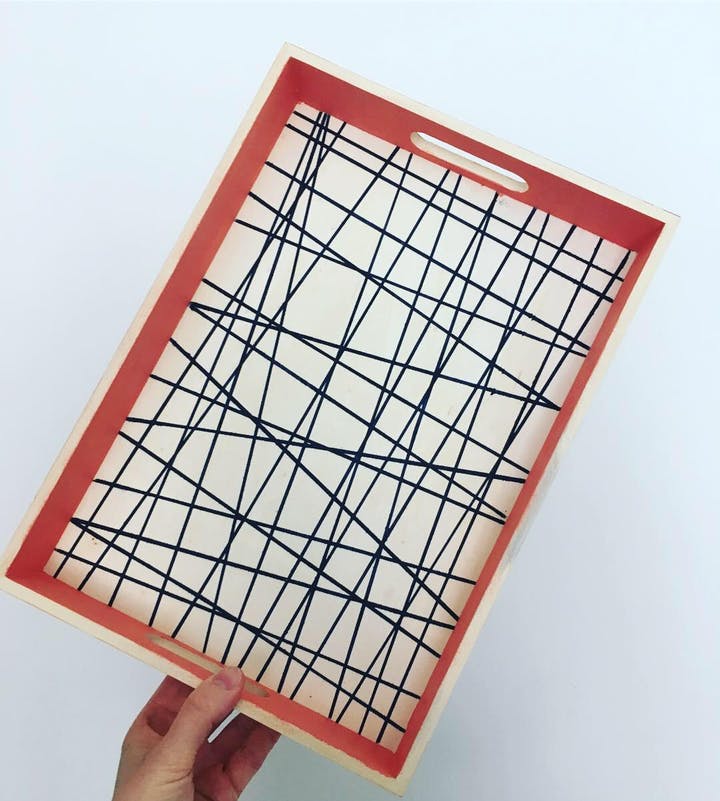 HappyRetro_PaintTrayWorkshop_in_Edinburgh_coral_and_monochrome_tray