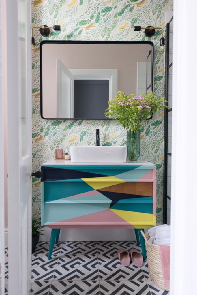 Liznylon_bathroom_upcycled_colourful_midcentury_vanity_with_wild_flowers