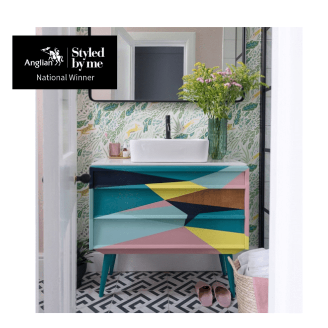 https://liznylon.com/2019/05/20/the-big-reveal-of-a-colourful-en-suite/