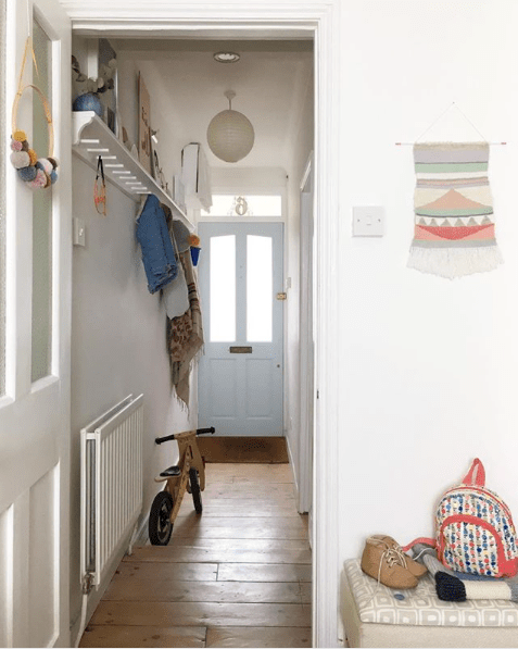 The_Otto_House_clever_storage_for_narrow_hallway