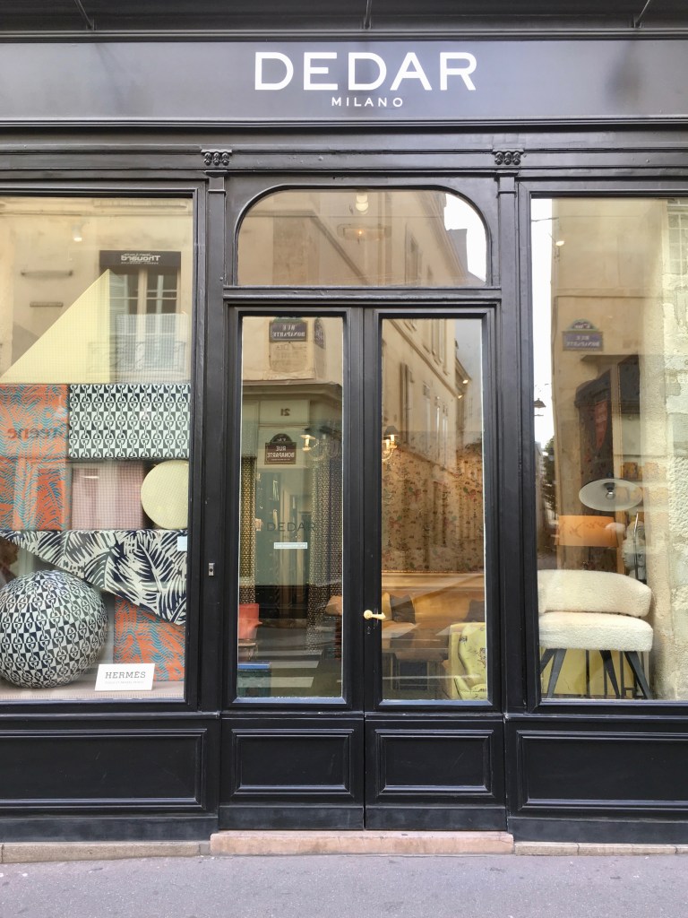 Liznylon_visits_Dedar_Paris