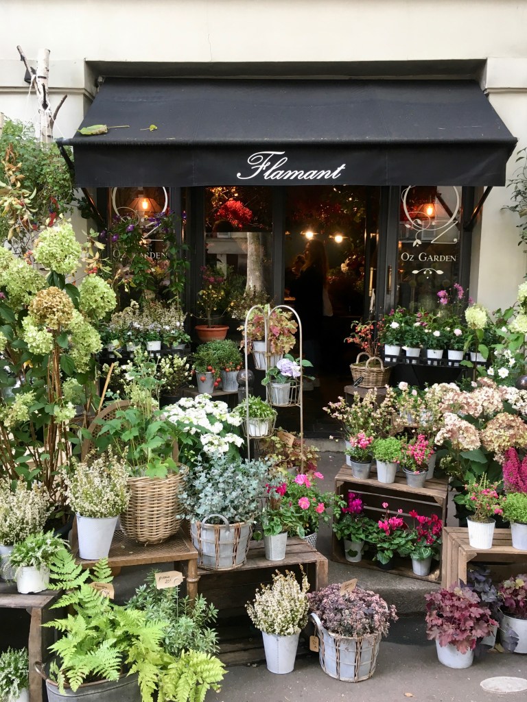 Liznylon_visits_Flamant_Paris