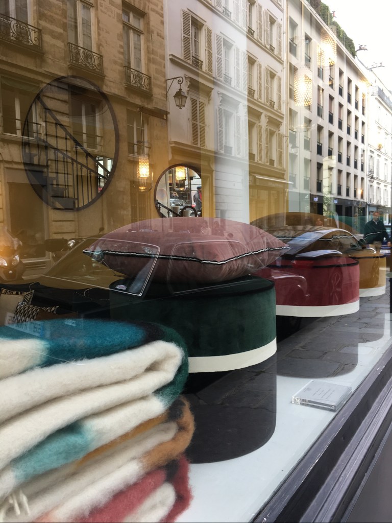 Liznylon_visits_interior_designer_Sarah_Lavoine