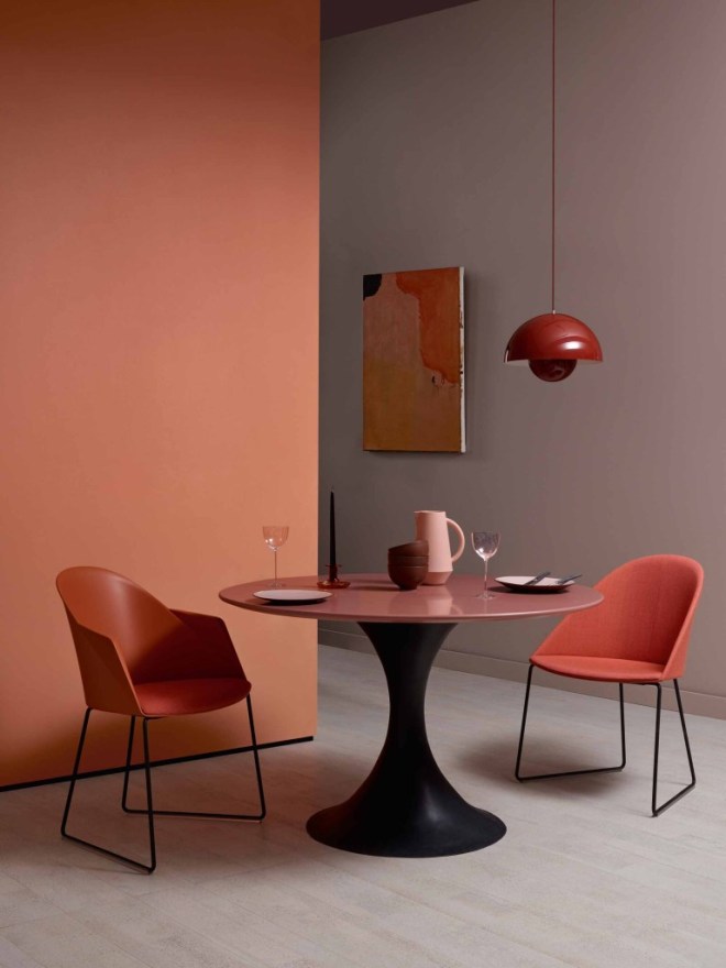 Elle-Decoration-by-Crown-Tufted-Kilim-Flat-Matt-Emulsion