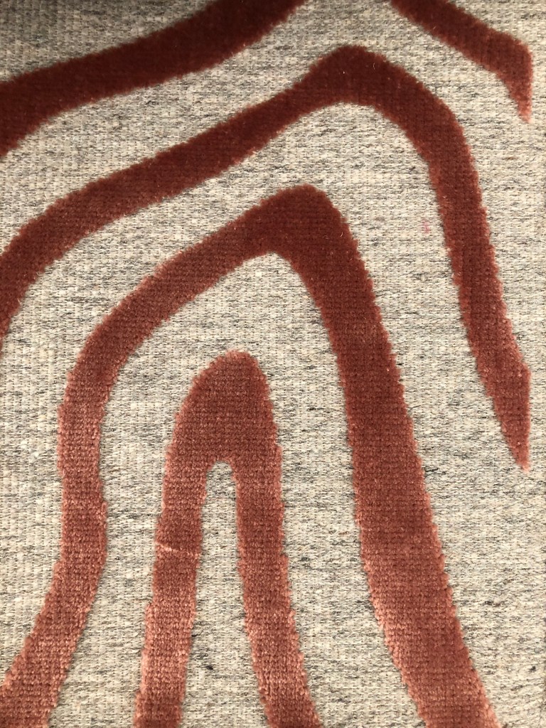 Wind_Victoria11_Rug_in_rust_9001