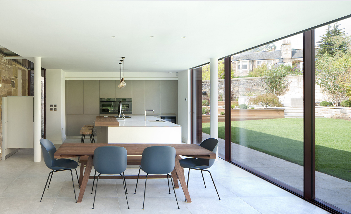 archer-braun-edinburgh-pavilion-ph-david-barbour-03