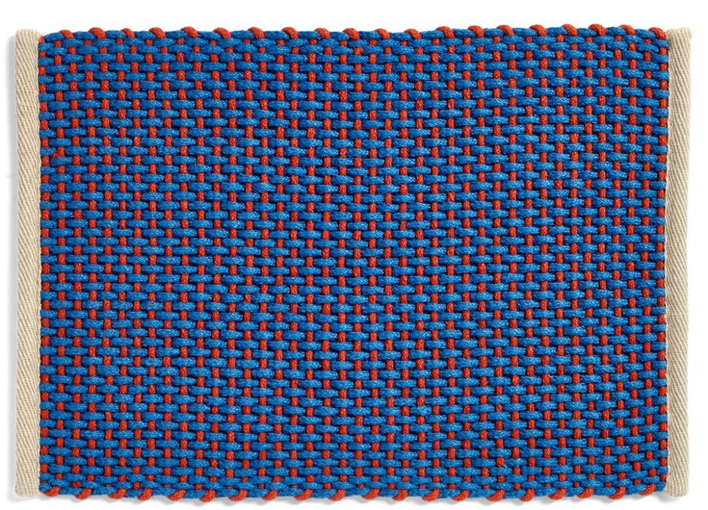 Hay-colourful-doormat-in-blue-red-from-wool-and-jute