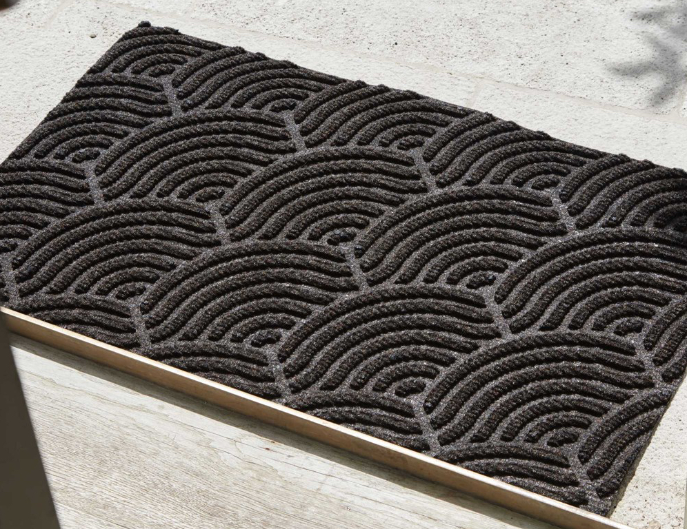 Rug-Seller-Waves Doormat-Dark Brown